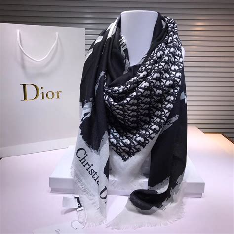 dior 圍巾|围巾和针织品 .